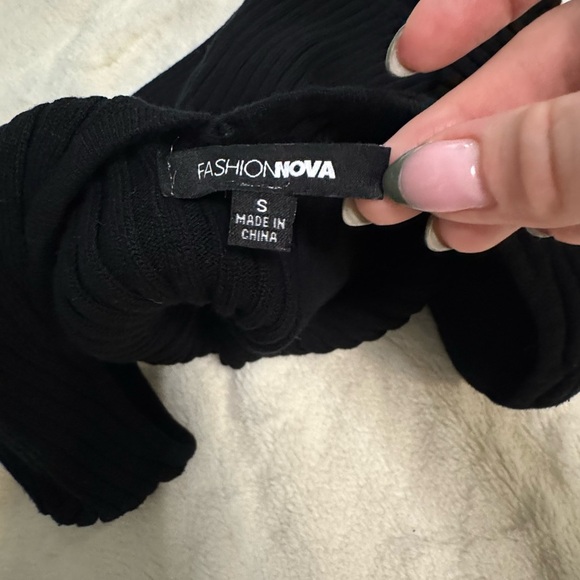 Black Knit Longsleeve Bodysuit - Picture 4 of 4